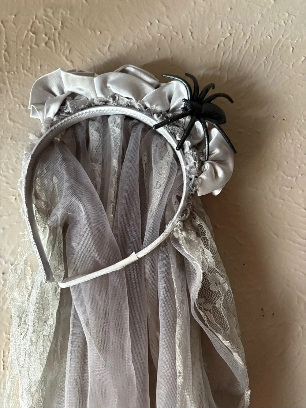 Dreamgirl Girls' Silver Gray Ghost Bride Costume